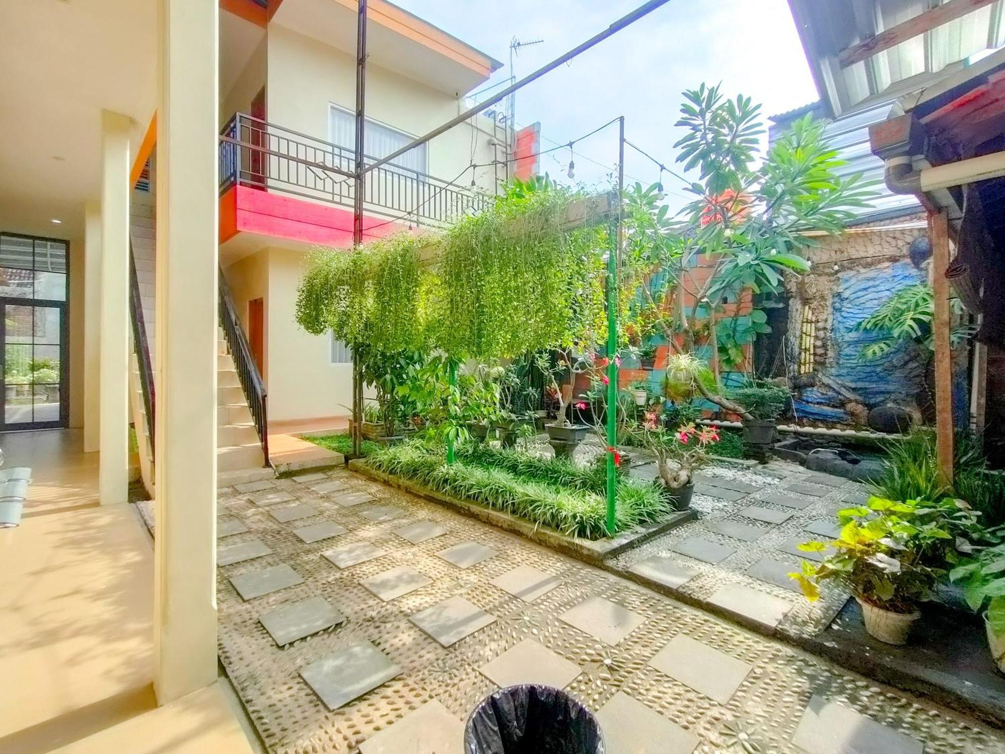 Reddoorz Syariah At Graha Adi Karya Kartasura 호텔 카르토수로 외부 사진